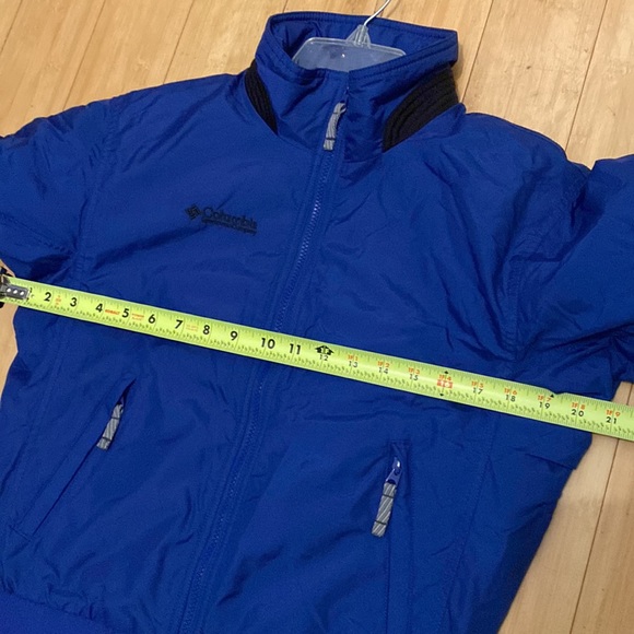 Columbia jacket, youth size 10/12 - Picture 9 of 9